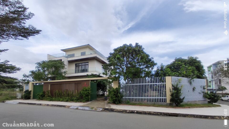 Chính Chủ Cần Bán Căn Biệt Thự Kèm Đất Tâm Huyết Hơn 600m2 Lô Góc Khu Đô Thị Bình Nguyên Dĩ An