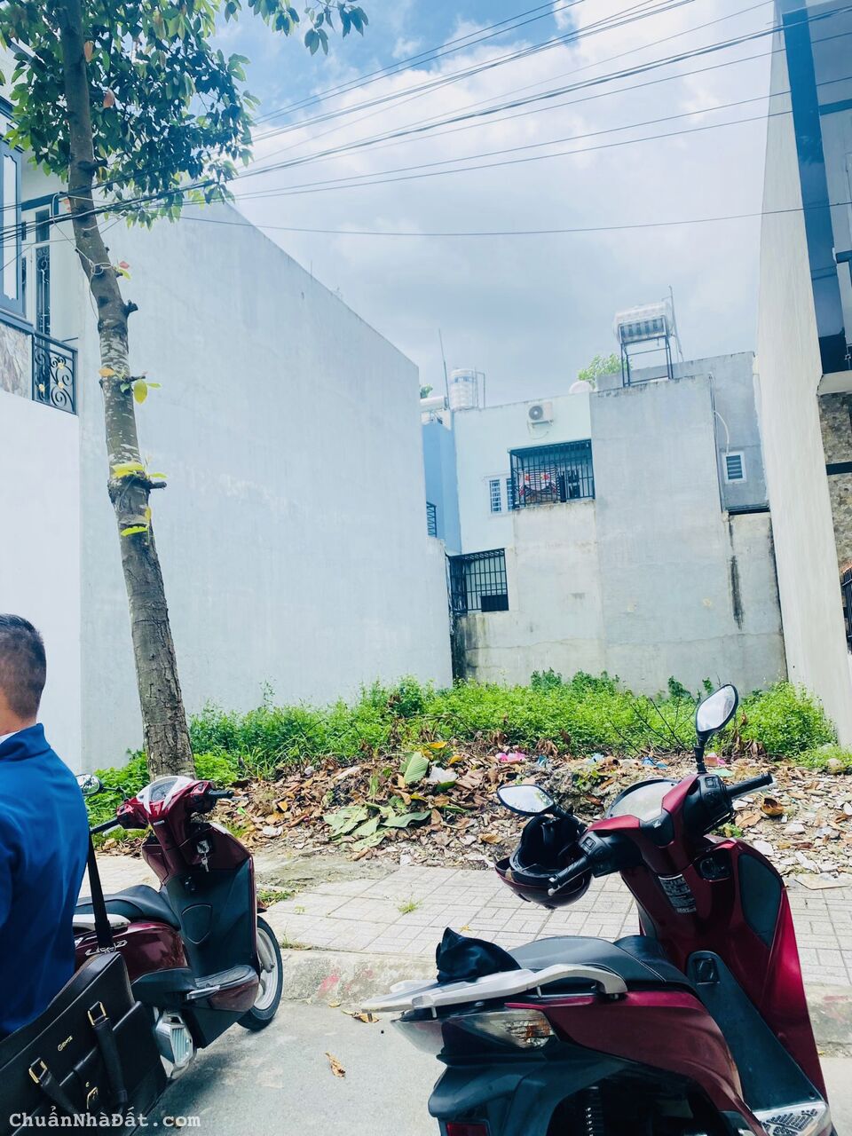 Đất lọt khe giữ 2 nhà KDC Xuyên Á xã Mỹ Hạnh Nam, Đức Hòa Long An, 64m2 giá 1tỷ480, sổ hồng riêng