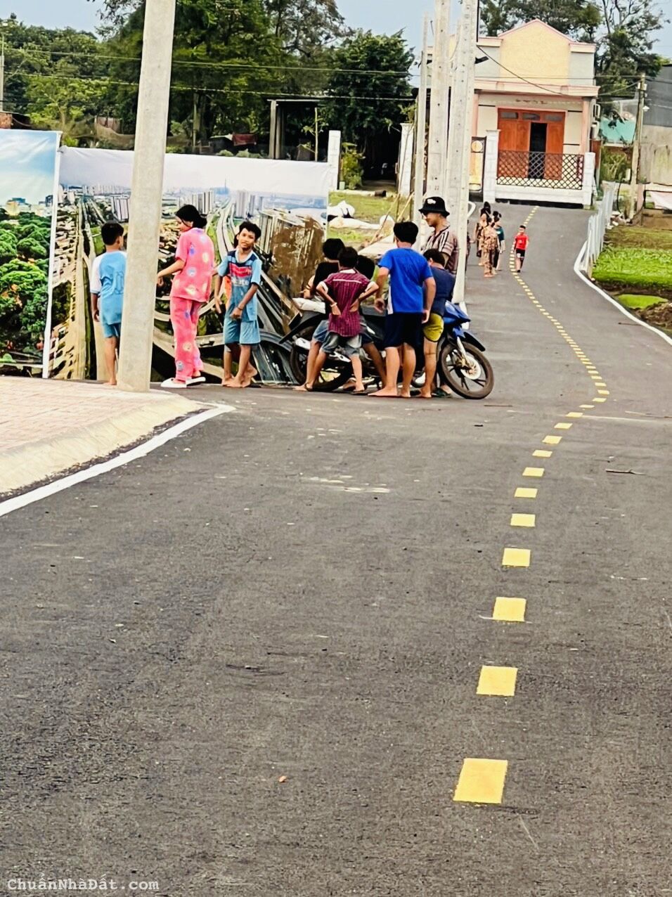 Đất Đồng Nai giá rẻ 8tr/m2 gần sân bay Long Thành, SHR, KHC hiện hữu đông đúc, LH: 0902 379193  Lâm