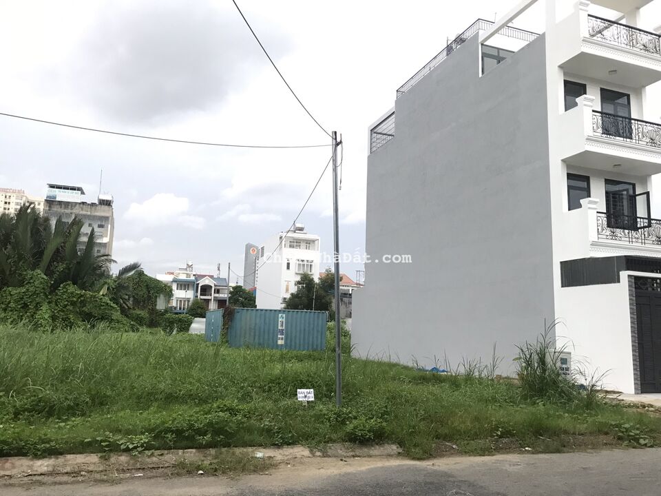 Bán Gấp Lô Đất 92m2 Giá 2tỷ2 Ngay Đường D5 P25 Bình Thạnh . Sổ chính chủ. Xây tự do Bán Gấp Lô Đất 92m2 Giá 2tỷ2 Ngay Đường D5 P25 Bình Thạnh . Sổ chính chủ. Xây tự do