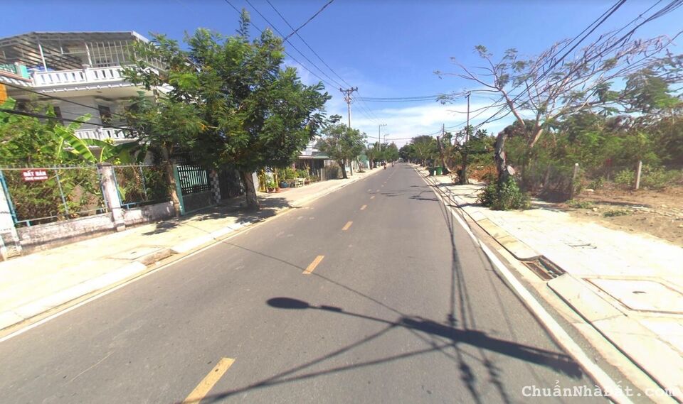 Lô đất 90m2 giá 1.6tỷ nằm toạ lạc tại mặt tiền đường Tắc Xuất TT Cần Thạnh Cần Giờ. Sổ Hồng Sẳn 