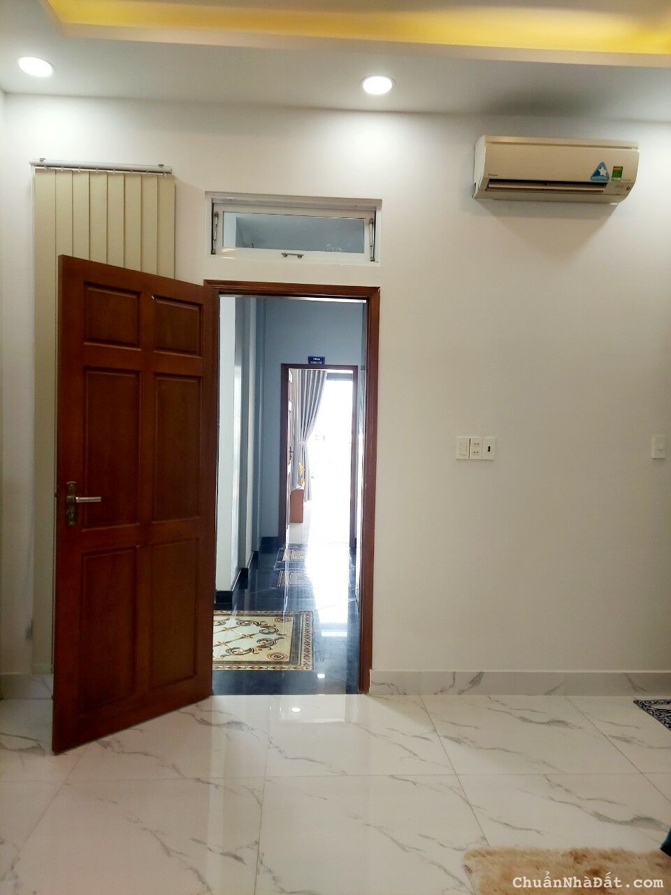 Bán CHDV, DTCN 180m2 tại Dương Quảng Hàm - P5, thu nhập 120tr/tháng - 32 phòng, giá 22.8 tỷ