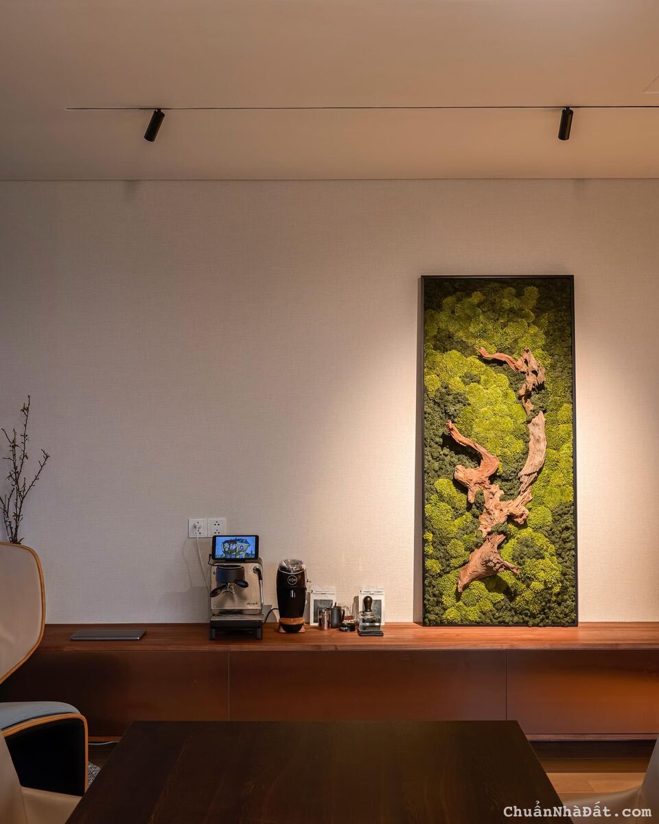 Bán nhà tại Mai Thị Lựu, Phường Đa Kao, Quận 1.DT: 10.6x28m(284m2),KC: 4 tầng, Giá: 93 tỷ