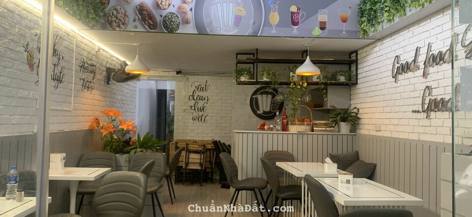 Cho thuê cửa hàng, MBKD phố đi bộ ẩm thực Ngũ Xã DT 45m2 có gác xép có thể ở lại MT 4m giá 19tr/th