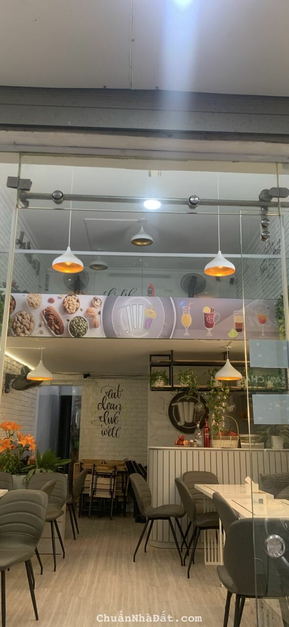 Cho thuê cửa hàng, MBKD phố đi bộ ẩm thực Ngũ Xã DT 45m2 có gác xép có thể ở lại MT 4m giá 19tr/th