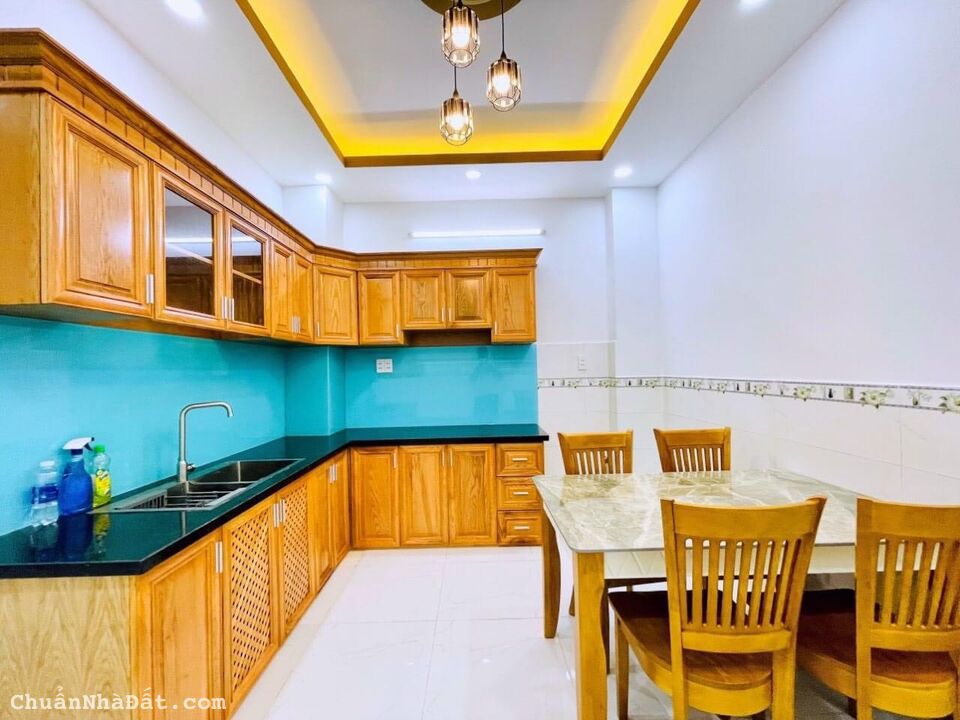 TRUNG TÂM GÒ VẤP TRỆT LẦU 3 PN HẺM XE TẢI THÔNG TRUNG TÂM GÒ VẤP TRỆT LẦU 3 PN HẺM XE TẢI THÔNG