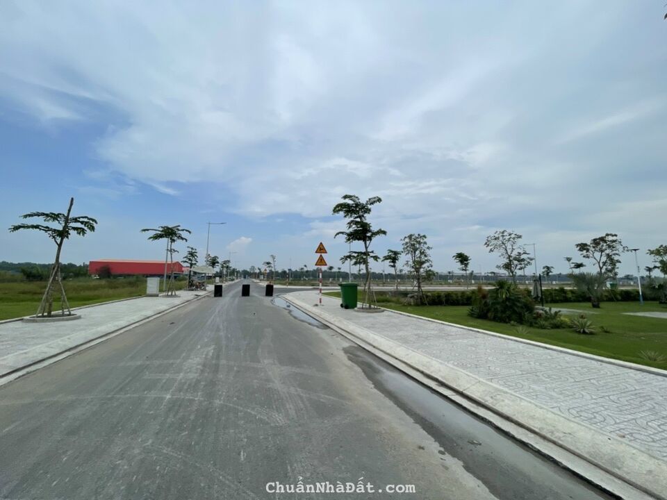 Bán gấp lô đất KDC Đức Hoà Đông (lộ giới 60m),chỉ từ 1ty4