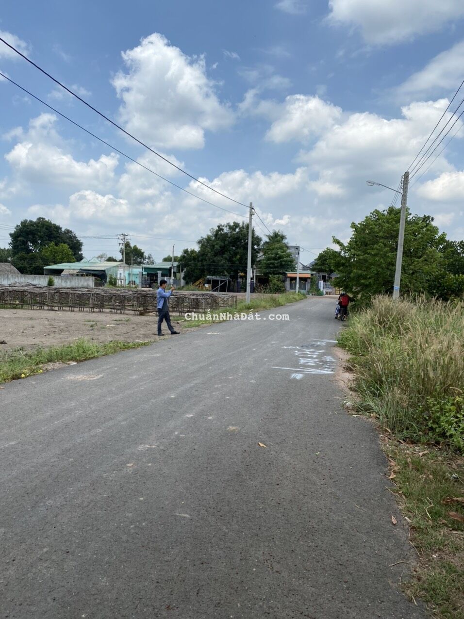 Cần tiền bán gấp lô đất Bình Phước 300m2 chỉ từ 1ty5