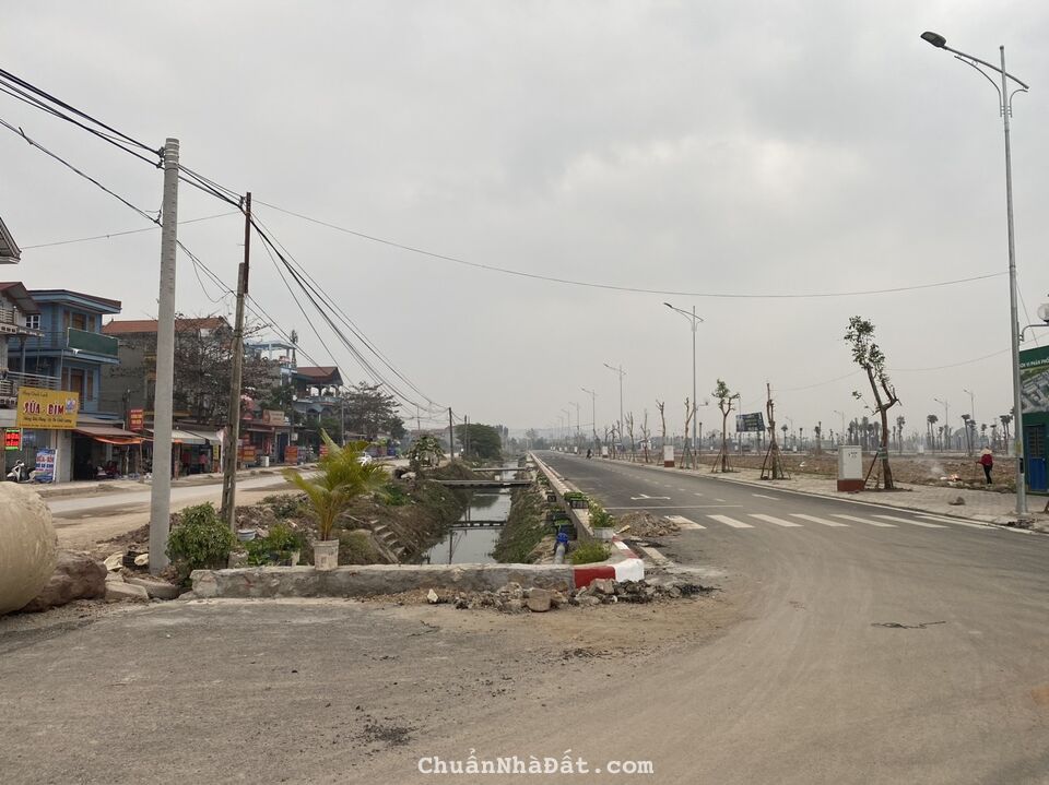 Cần Bán Đất Tại Khu Đô Thị Mới Xã Đức Giang, Diện Tích 140m2 Lô Góc .