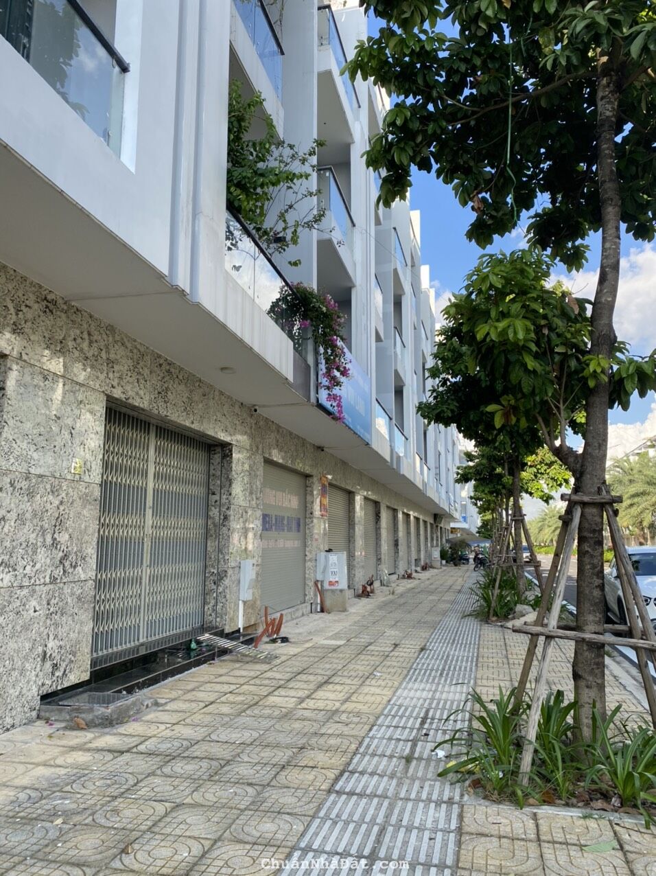 Cho Thuê Nhà 5 tầng Full Đồ Tại Him Lam Geen Park . Cho Thuê Nhà 5 tầng Full Đồ Tại Him Lam Geen Park .