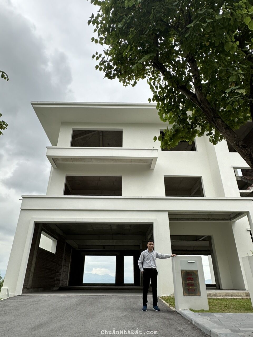 Suất ngoại giao duy nhất biệt thự biển độc tôn view 2 mặt vịnh giá cực tốt cho nhà đầu tư nhanh