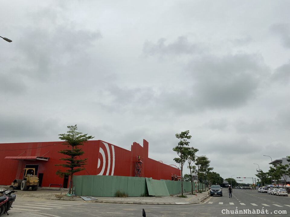 Tôi cần bán lô đất đối diện bệnh viện đa khoa Vĩnh Đức, sát siêu thị Go Điện Bàn