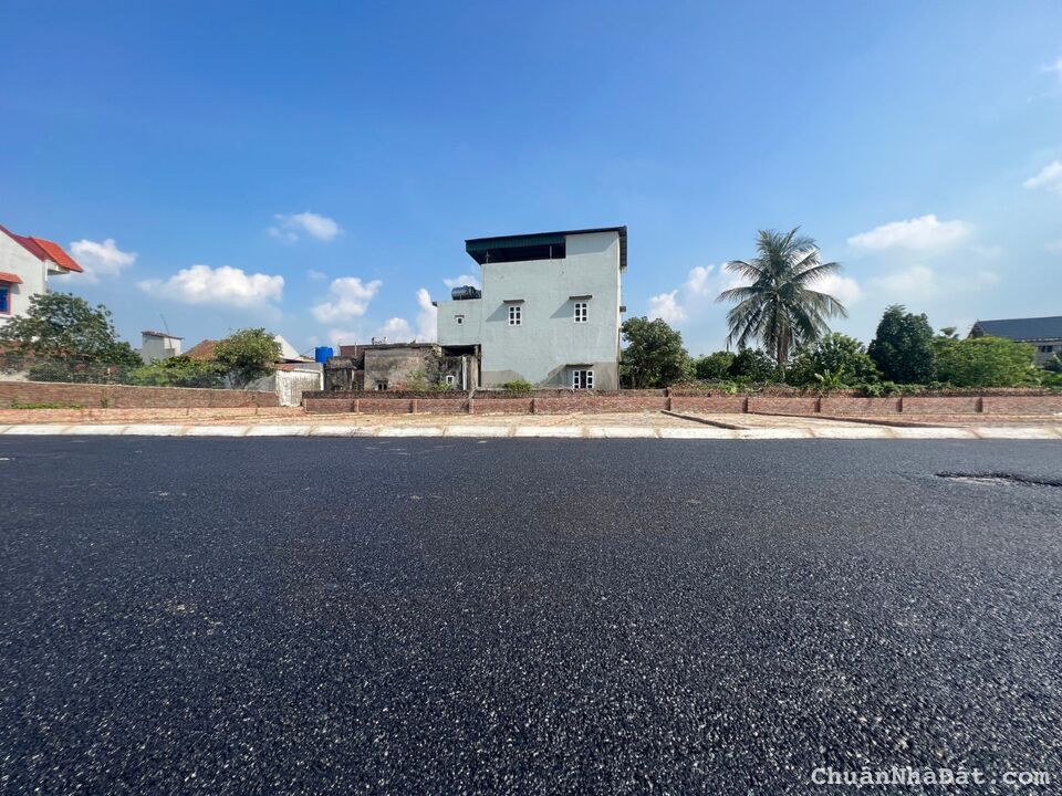 Liên hệ phòng bán hàng để xem đất nhận ưu đãi và chốt giá tốt