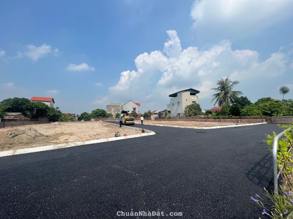 Thanh toán chỉ từ 148 triệu và góp tiền linh hoạt làm 6 lần trong 120 ngày. Thanh toán chỉ từ 148 triệu và góp tiền linh hoạt làm 6 lần trong 120 ngày.