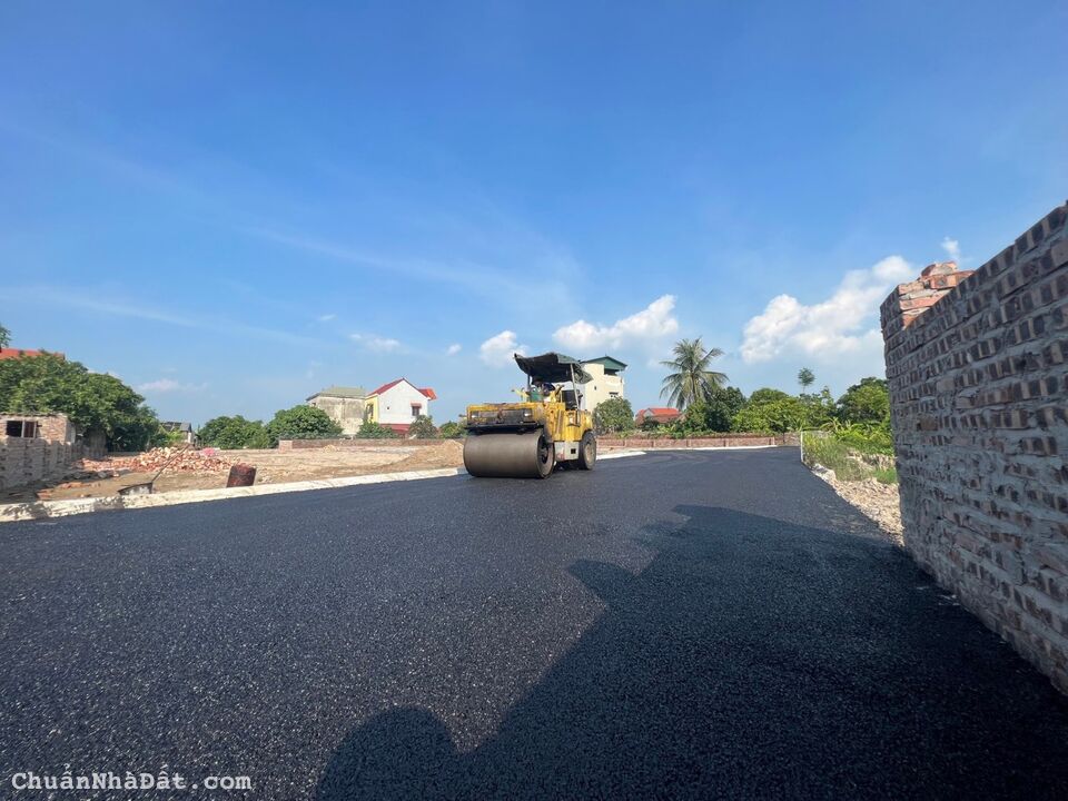 Đất nằm lọt giữa quy hoạch các khu công nghiệp, và đô thị lớn