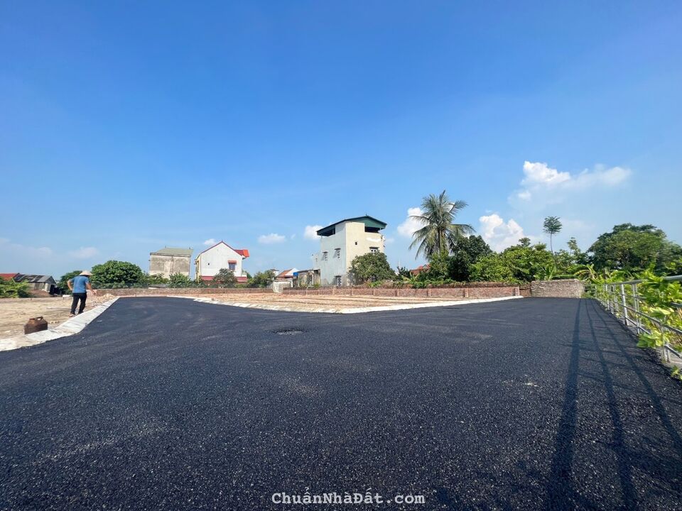 Vị trí vô cùng đắc địa sát ngay quy hoạch KCN lớn Ân Thi Hưng Yên. Vị trí vô cùng đắc địa sát ngay quy hoạch KCN lớn Ân Thi Hưng Yên.