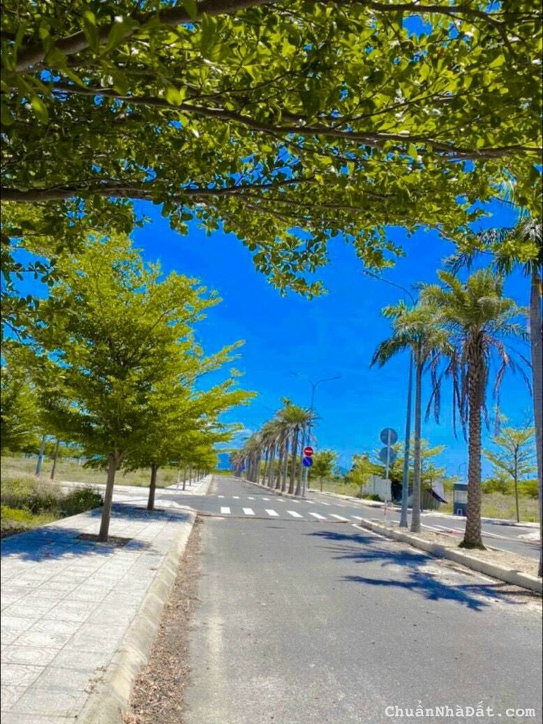 Bán nhanh lô đất liền kề Sân Bay Quốc Tế Cam Ranh- giá rẻ nhất thị trường