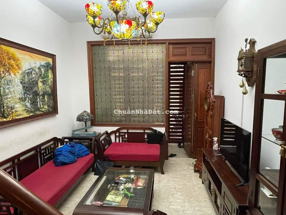 Bán nhà Tôn Đức Thắng 15m - 4 tầng - mặt tiền 2.7m - giá 1.35 tỷ