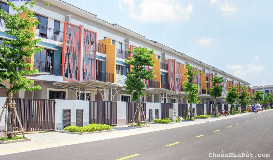 Nhà 3 Tầng/157m2 Suncasa Central VSIP II giá ưu đãi - HĐ thuê 17tr/tháng