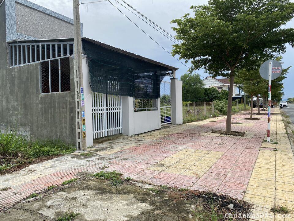 Tái Định Cư K8 - đường D2 đẹp- An toàn Tái Định Cư K8 - đường D2 đẹp- An toàn