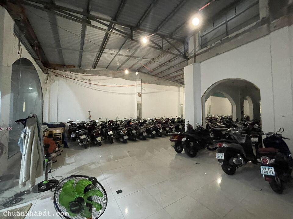 SIÊU PHẨM !! Nhà MT Hai Bà Trưng. Ngang siêu khủng 20m. Giá: 350 tr/th. Gọi em để nhận giá cực shoc