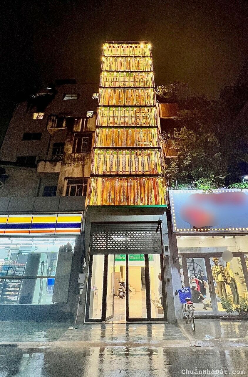 Cho thuê toà nhà Nam Kỳ Khởi Nghĩa. Ngang siêu lớn 17m, có hầm, có PCCC đầy đủ. Giá: 16.000$/th