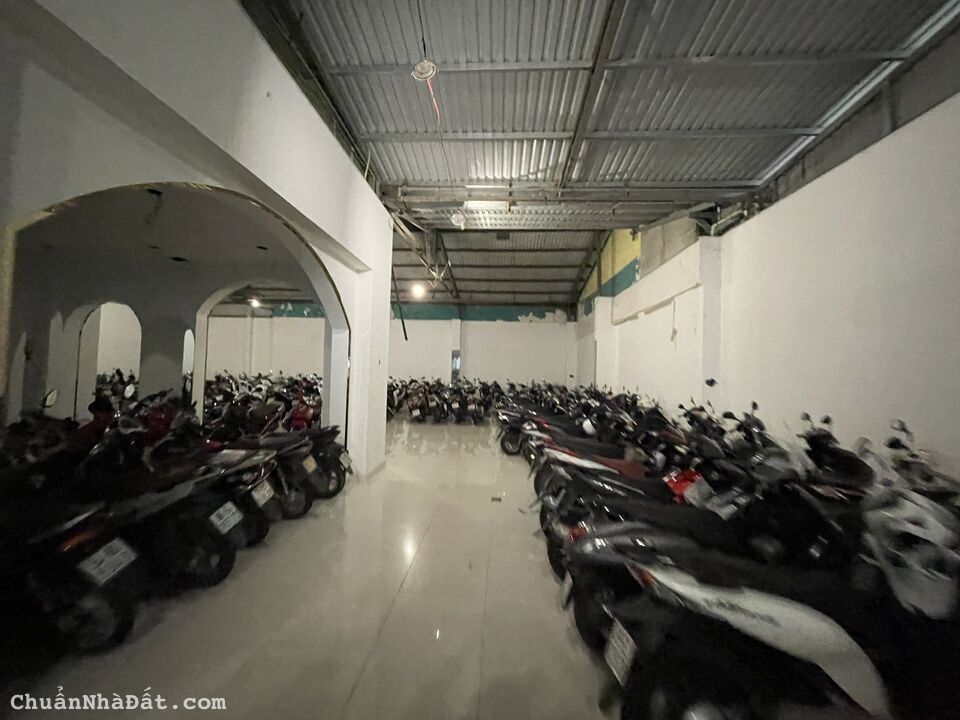 SIÊU PHẨM !! Nhà MT Pasteur. Ngang siêu khủng 20m. Giá: 350 tr/th. Gọi em để nhận giá cực shock SIÊU PHẨM !! Nhà MT Pasteur. Ngang siêu khủng 20m. Giá: 350 tr/th. Gọi em để nhận giá cực shock