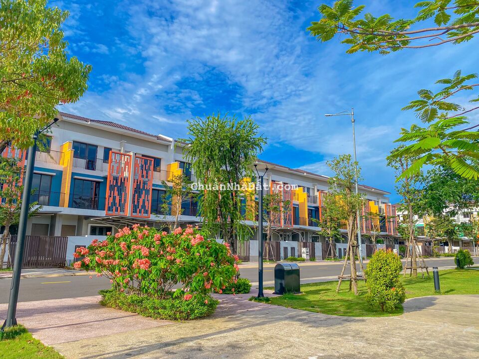 𝗛𝗔̀𝗡𝗚 𝗡𝗚𝗢̣̂𝗣 𝗕𝗔́𝗡 𝗡𝗛𝗔𝗡𝗛  𝗖𝗔̆𝗡 𝗡𝗛𝗔̀ 𝗣𝗛𝗢̂́ Đ𝗢̂́𝗜 𝗗𝗜𝗘̣̂𝗡 𝗖𝗢̂𝗡𝗚 𝗩𝗜𝗘̂𝗡     🚦Vị Trí Vàng : Đối diện công viên , khu vui