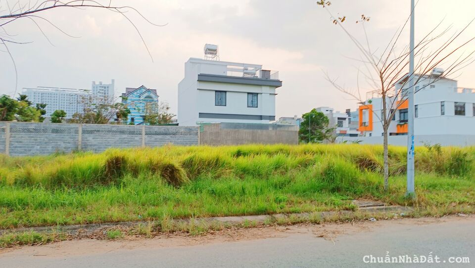 NHÀ CHÍNH CHỦ 220m2, GẦN CỔNG CHÀO BÌNH DƯƠNG, VIEW SÔNG 4,5 tỷ. SHR, ĐƯỜNG NHỰA