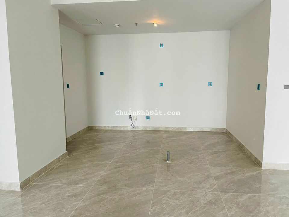 Bán lỗ 700 triệu căn The Peak 126m2, 3PN, nhà chủ đầu tư giao. Giá chỉ 10 tỷ. LH 0909 715 029 Thảo