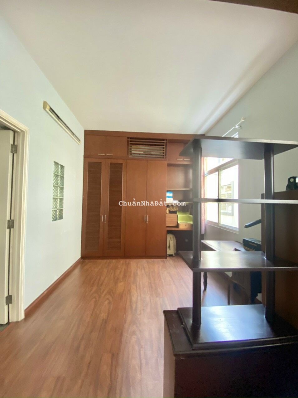 cho thuê biệt thự Mỹ Thái 1,2,3, 7*18, 4PN giá chỉ 35 triệu. lh 0909715029