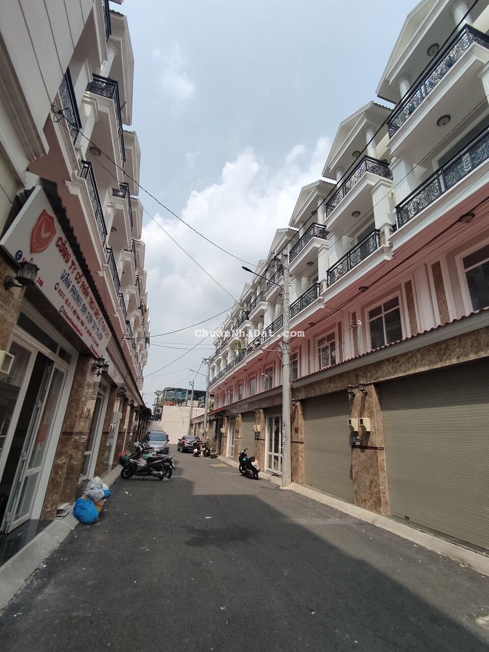 Bán nhà phố dự án nhà phố liền kề , mặt tiền QL13 , Hiệp Bình Phước , Thủ Đức Bán nhà phố dự án nhà phố liền kề , mặt tiền QL13 , Hiệp Bình Phước , Thủ Đức