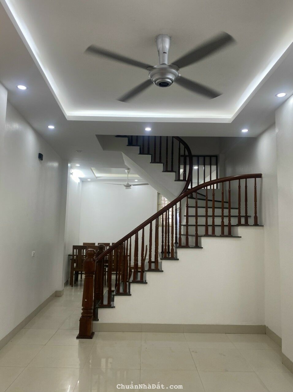 Bán nhà riêng Vân Canh, Ngã Từ Canh 38M 4 Tầng, 4P Ngủ, ô tô đỗ, view thoáng giá 2.7 tỷ