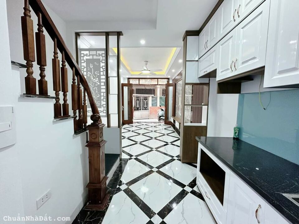 Bán nhà đẹp gần Phú Đô, Tây Mỗ 33M2, 5 Tầng, 3p ngủ rộng, 60m đường ô tô giá 3.4 tỷ