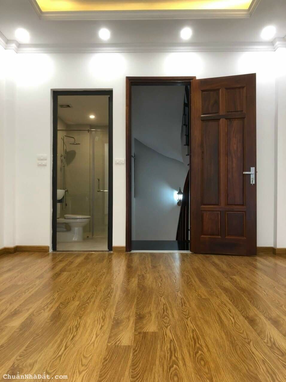 Bán Tây Mỗ, Nam Từ Liêm gần Vinhomes City 33M 5 Tầng, ô tô đỗ gần, tiện ích đầy đủ