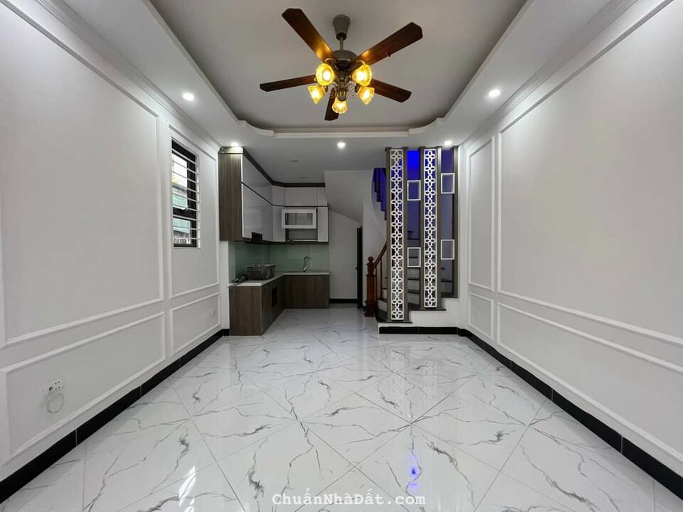 Bán nhà mặt ngõ Tây Mỗ 32M 5 Tầng,3P Ngủ, ô tô đỗ, kinh doanh nhỏ nhỉnh 3 tỷ