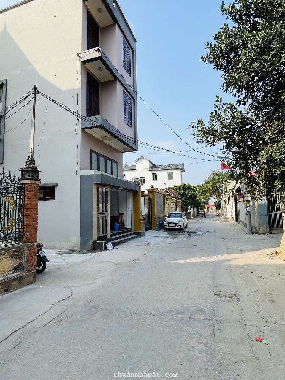 Bán nhà Đông Ngạc- Đông Anh 68M 4 Tầng, Ô tô đô -Khu biệt thự-đường 15m kinh doanh