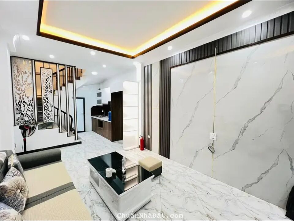 Bán nhà đẹp gần Phú Đô, Tây Mỗ 33M2, 5 Tầng, 3p ngủ rộng, 60m đường ô tô giá 3.4 tỷ