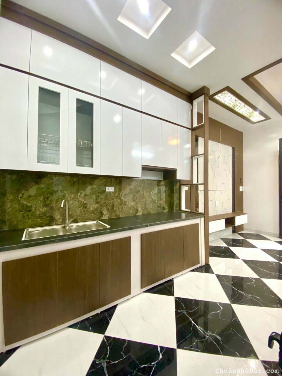 Nhà riêng 5 tầng nằm ở vị trí đắc địa tại xã Tân Hội, Đan Phượng, Hà Nội với diện tích 34m2 Nhà riêng 5 tầng nằm ở vị trí đắc địa tại xã Tân Hội, Đan Phượng, Hà Nội với diện tích 34m2