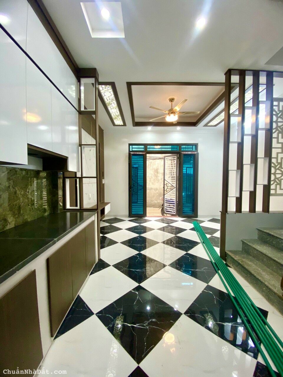 Nhà riêng 5 tầng nằm ở vị trí đắc địa tại xã Tân Hội, Đan Phượng, Hà Nội với diện tích 34m2 Nhà riêng 5 tầng nằm ở vị trí đắc địa tại xã Tân Hội, Đan Phượng, Hà Nội với diện tích 34m2