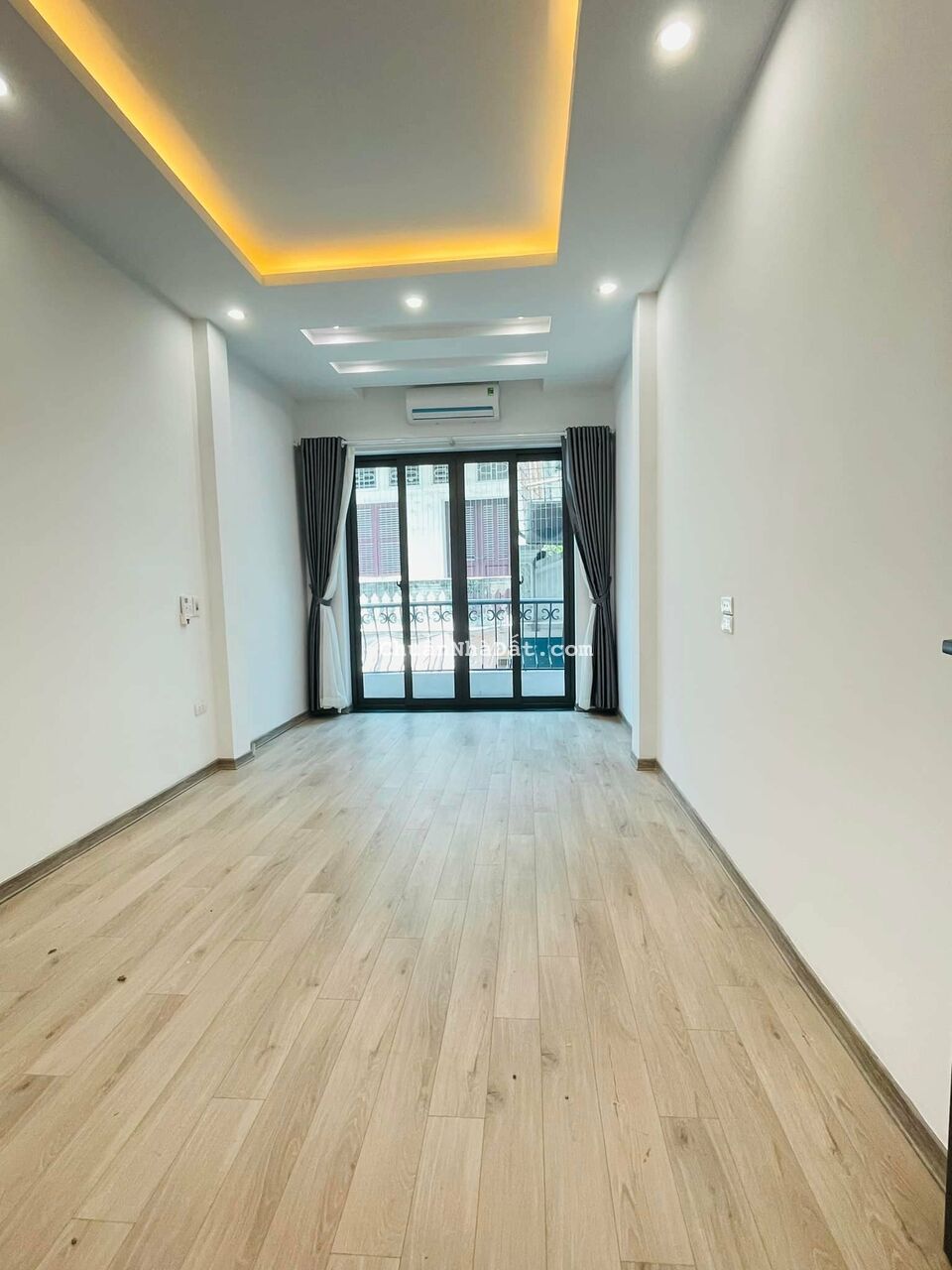 Bán nhà Vân Canh sát khu đô thị 34M, 5 Tầng,đường lớn Trịnh Văn Bô giá 2.6 tỷ