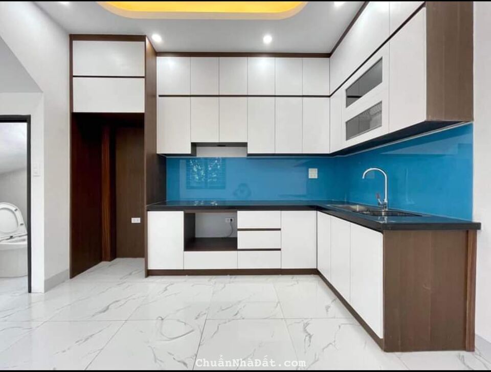 Bán Nhà Vân Canh-gần phố Trịnh Văn Bô,Cao Đẳng FPT 37M 4 Tầng,ô tô đỗ gần 2.7 tỷ