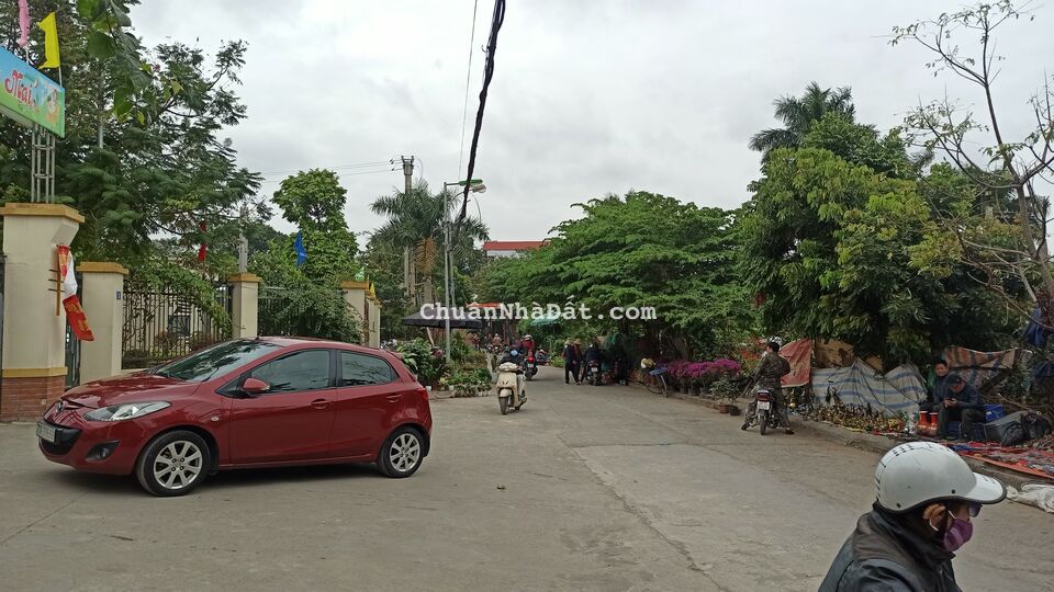 Bán Đất Xuân Phương- Ngã Tư Canh 51M Mặt tiền rộng- gần đường lớn giá 2.45 tỷ