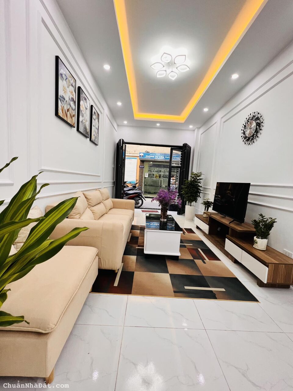 CC Bán Nhà Ở Ngay Phố Ngọc Khánh DT 35m2 - 4 Tầng - Chỉ Nhỉnh 4 tỷ 