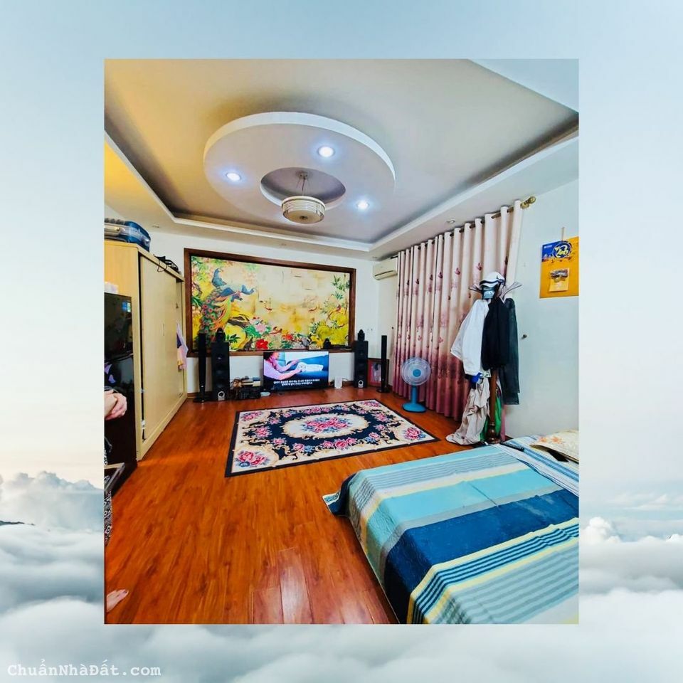 Bán nhà phố Trung Liệt - Đống Đa , 30m ôtô chạy - DT 30m2 , X4 ,Chỉ 3.95 tỷ