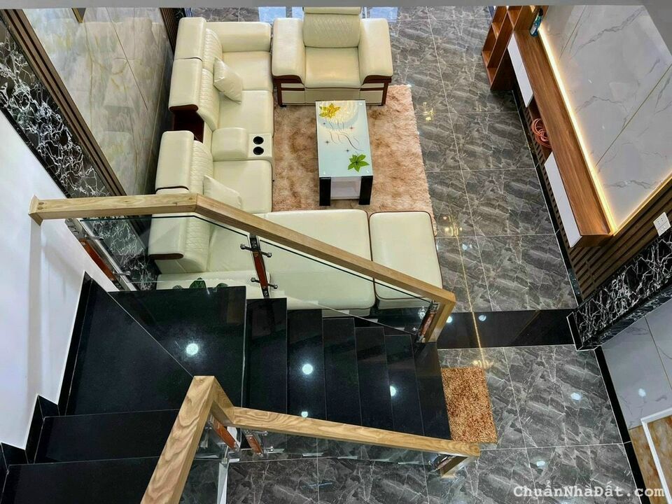  Nhà Phố Biệt Thự Nằm Ngay Trung Tâm Bình Dương