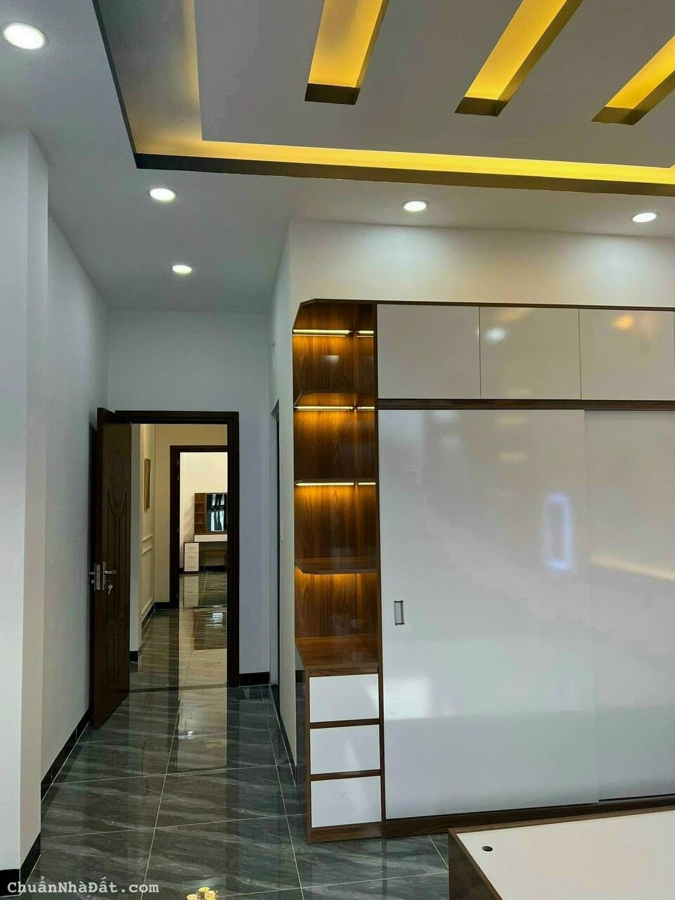  Nhà Phố Biệt Thự Nằm Ngay Trung Tâm Bình Dương