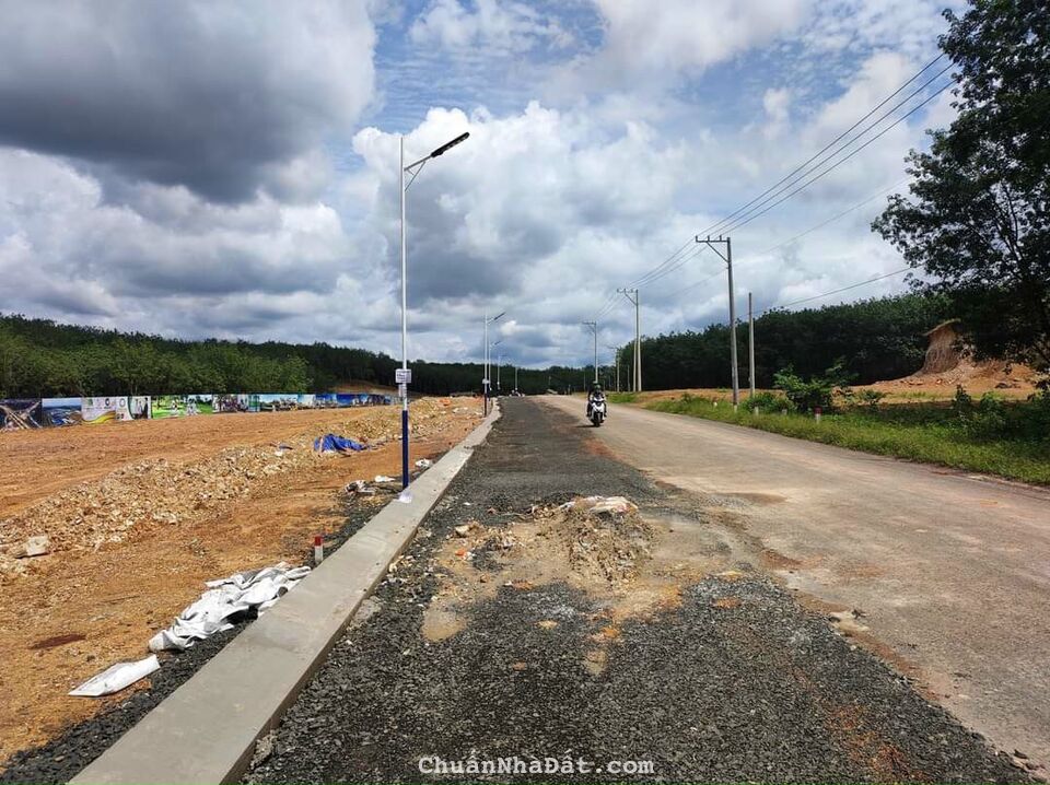 Đất nền giá rẻ bán tại trung tâm lớn của Bình Phước.
