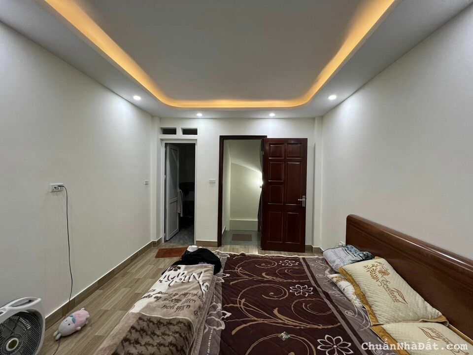 Bán nhà Tứ Hiệp, Thanh Trì. 30m, 5T, 4m, 2.85 tỷ. lô góc, nhà đẹp, gần phố, tiện ích nhiều