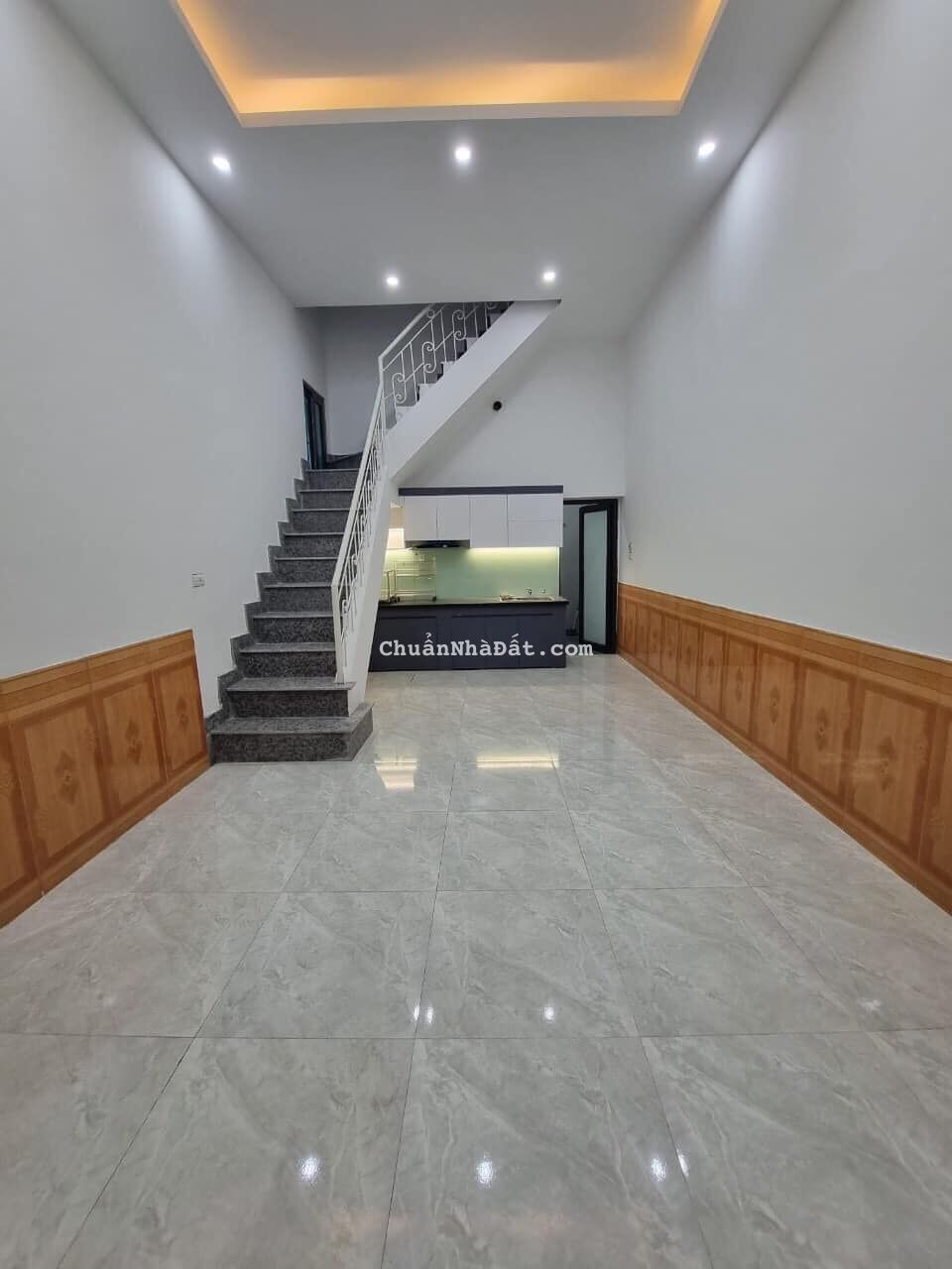 Bán Nhà Nguyễn Đức Cảnh, Hoàng Mai. 31m, 4T, 3.8m, 2.7 tỷ. Lô  góc, trung tâm quận.